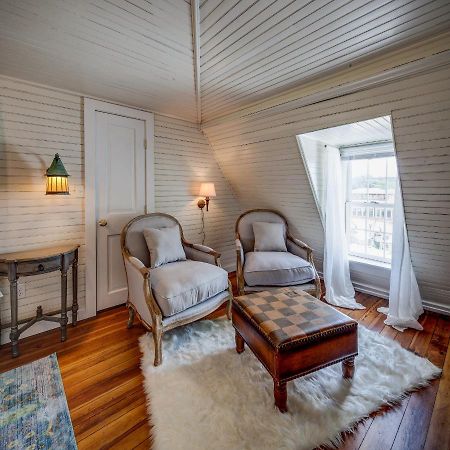 Fairytale Loft Suite 1 Bed, 1 Bath Luxury Apartment In Downtown Belmont Charlottesville Bagian luar foto